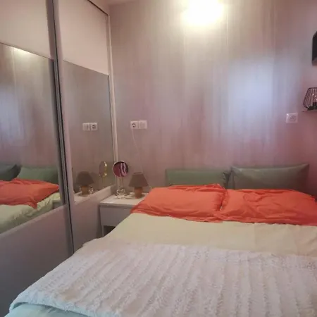 아파트 T2 Climatise, Proche Mer, Parking, Terrasse, Pour 2 Personnes A - Fr-1-607-109 아그